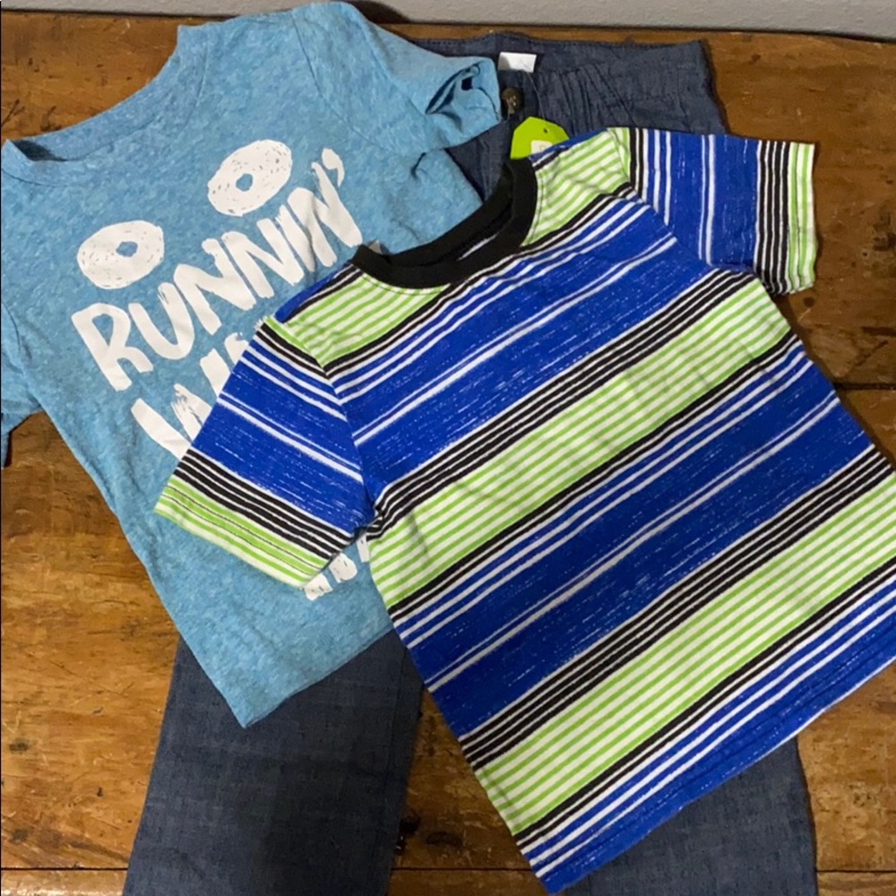 Boys 3T set- NWT pants and 2 T-shirts